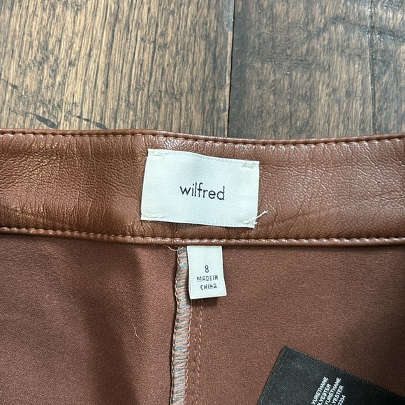 ARITZIA Leather Pants - Picture 3 of 4
